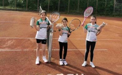 Смолянски ученици играха в тенис турнира “Да бъдем толерантни в спорта”