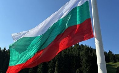 Тестовете за издигане на знамето на Пилон Рожен преминаха успешно