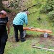 Кметове на доспатски села монтираха пейки до водопада край Късак