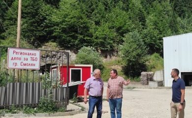 Мелемов и Захариев провериха депото за отпадъци Теклен дол
