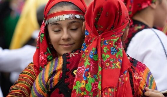 Община Неделино приема заявки за участие в международния фолклорен фестивал