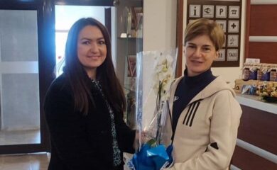 Община Чепеларе честити рождения ден на златната медалистка Екатерина Дафовска