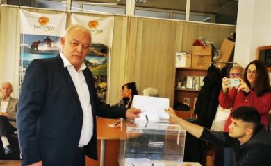 Мелемов: Гласувах за стабилно управление на общината