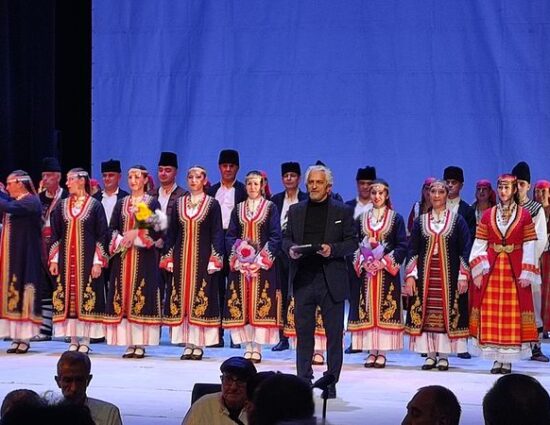 Ансамбъл Родопа зарадва публиката с уникален фолклорен спектакъл