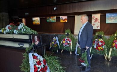 Смолян се прости с обичаната актриса Емилия Ованесян