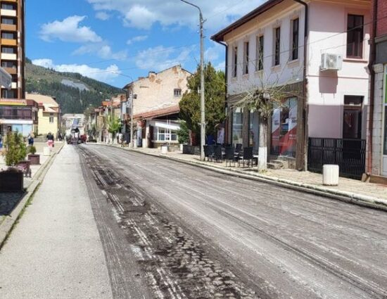 Обновяват главната улица на Чепеларе с над 1,2 млн. лева