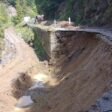 Свлачище блокира пътя до смолянското село Солища