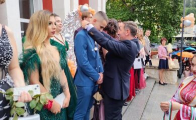Мадан ще изпрати тържествено абитуриентите на 24 май