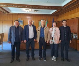 Смолян и Пампорово ще си сътридничат с Узбекистан за развитие на туризма и медицината