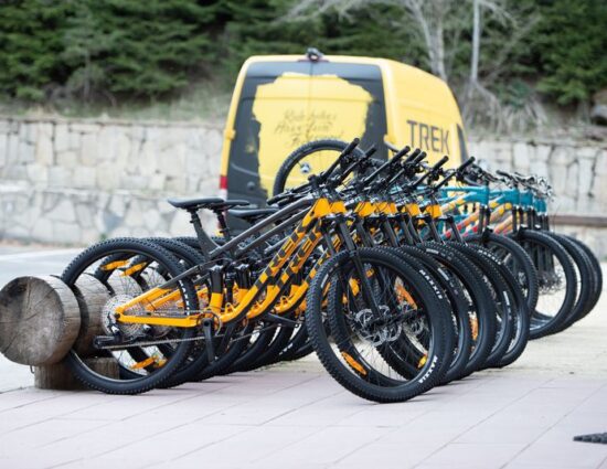 Туристите в Пампорово ще спортуват с нови планински велосипеди това лято