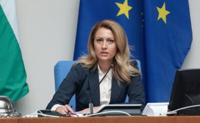 Рая Назарян е новият председател на парламента