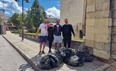 Марин Захариев и Тодор Батков-син се включиха активно в “Да изчистим България заедно!”