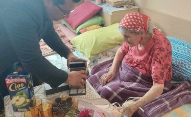 Кметът на Девин уважи 100-годишната юбилярка Мария Доневска