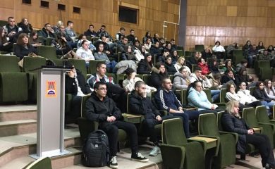 Смолянски ученици разбраха какво е трафик на хора и как да се предпазят