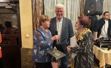 Чепеларе отбеляза празнично Деня на родилната помощ