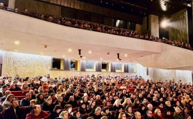 Голям интерес към специалната прожекция на филма Сватба в Смолян