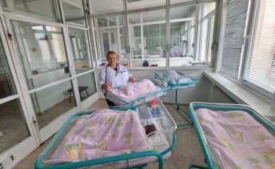 11 бебета се родиха в Смолян само за първите 9 дни на годината