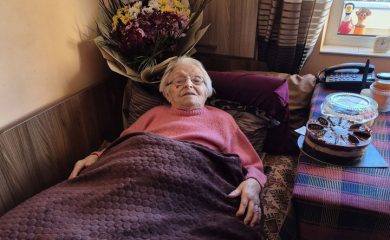 Община Рудозем поздрави 102-годишната Станка Спиридонова за рождения й ден