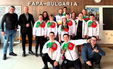 Спортисти със специални потребности са на лагер в курорта Пампорово