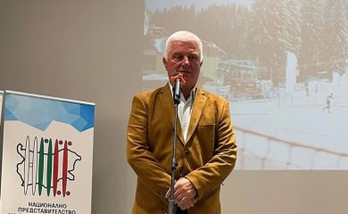 Боран Хаджиев с мотивационни думи към студенти в Пампорово