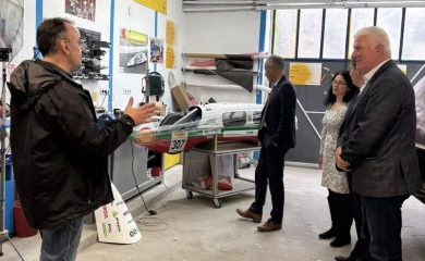 Министърът на образованието посети училището на иновациите в Чепеларе