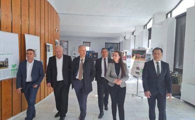 Кметът на Златоград обсъди с просветния министър развитието на образованието