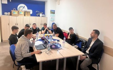 Детективите на европейски проекти от ПГИ Карл Маркс – Смолян приключиха своя мониторинг