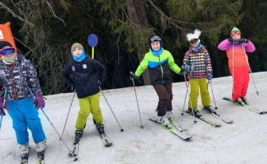 Деца от Смолян и Чепеларе станаха „СКИори за БЪДЕще“ в Пампорово