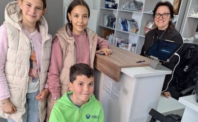 Чепеларски деца събраха 720 лева за полагане на грижи за бездомни животни
