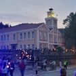 Вековна традиция: Факелно шествие с огъня на знанието озари Чепеларе
