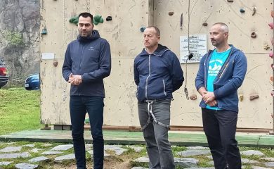 Марин Захариев се включи в планинарска среща в памет на алпиниста Христо Христов