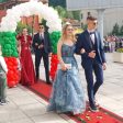 Девин изпрати абитуриентите с празнично дефиле по червения килим