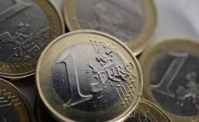 Зелена светлина за България да приеме еврото на 1 януари 2026г.