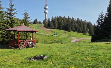 Целта на забраната за коли до кулата Снежанка е безопасност на движението