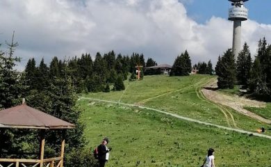 Пампорово обединява планинари и доброволци за опазване на природните богатства на Родопите