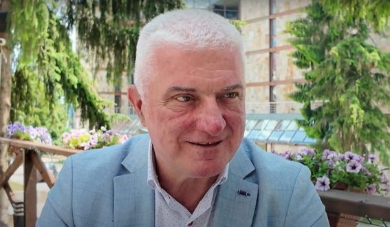 Кметът Боран Хаджиев: Вижда се, че Чепеларе вече е доста по-жив град