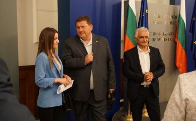 Адриан Петров участва в среща с премиера Желязков за образователната система