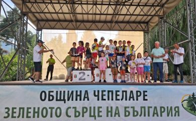 Кметът на Чепеларе награди победителите в състезания по ориентиране