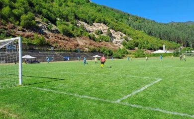 8 отбора ще се борят за трофея на DEVIN CUP