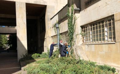 Областна администрация Смолян се включи активно в „Да изчистим България заедно”