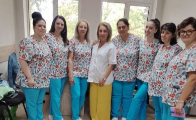 8 студенти по специалност „Медицинска сестра“ започнаха практика в МБАЛ-Смолян