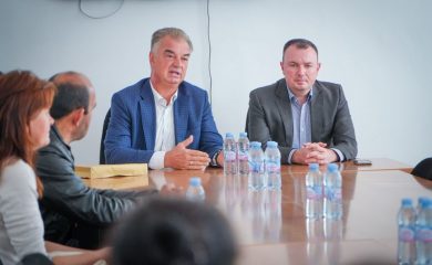 В Баните се проведе полезна среща с жители за въвеждането на еврото