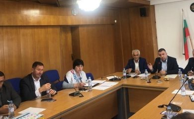 Обсъдиха подобряване на пътната мрежа в област Смолян и Родопите