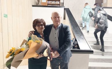 Цвета Караянчева представи в Смолян книгата си “Площад Родопа планина”