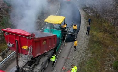 Община Мадан продължава да асфалтира и подобрява пътната инфраструктура
