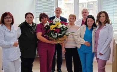 Болницата в Мадан се сдоби с ново специализирано легло за новородени