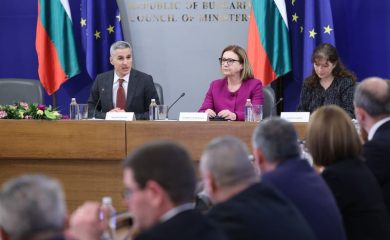 Областният управител на Смолян участва в среща с премиера Андрей Гюров