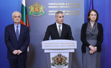 Премиерът: България не е директно застрашена от военните действия в Близкия изток