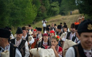 Гайдите отново събират фолклорна България в Гела