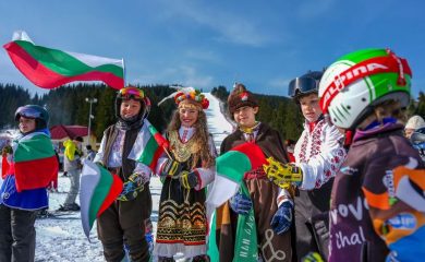 Пампорово: Да предаваме любовта към родината на следващите поколения